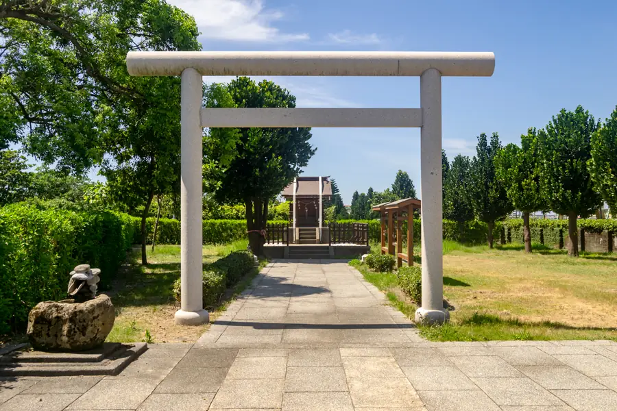 Nippon Aluminum Karenkō Factory Shinto Shrine