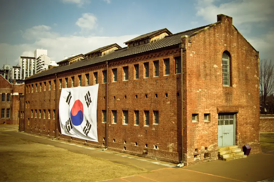 The Dark Side of Seoul