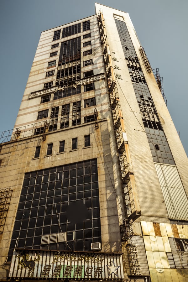 Long shot of the north side of the Qiaoyou building