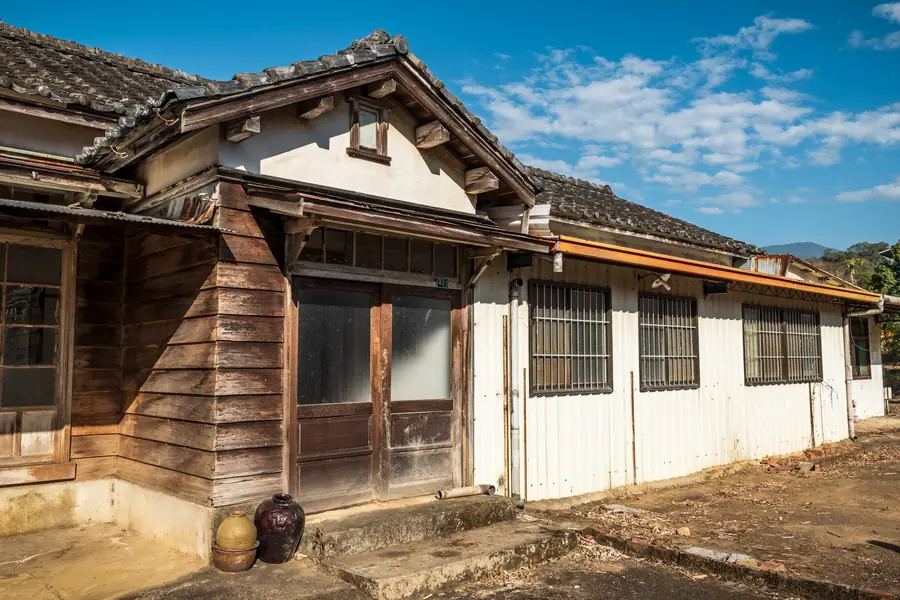 Dahu Sericulture Improvement Station