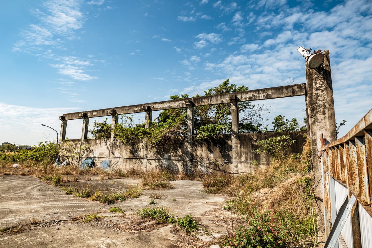 Remnants of Zhongxing Textile Miaoli Mill (中興紡織廠股份有限公司苗栗紡織廠)
