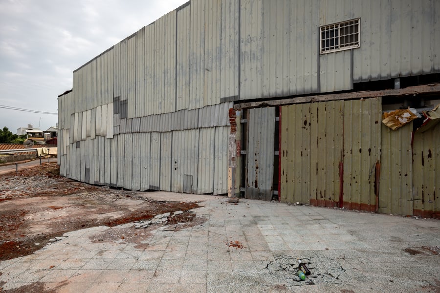 Miaoli Guoxing Theater Partly Demolished