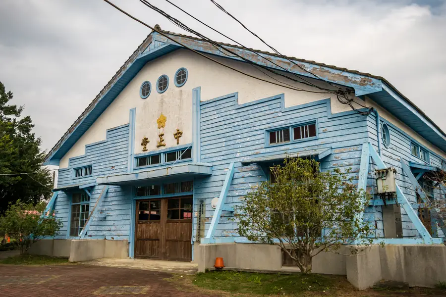 Jingliao Elementary School Auditorium