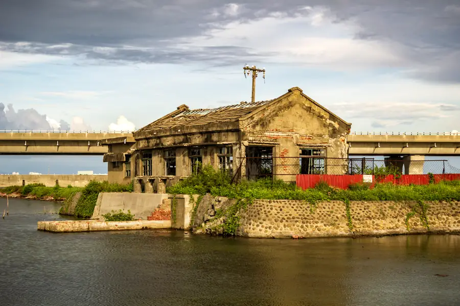 Qigu Saltworks Dingshan Production Area