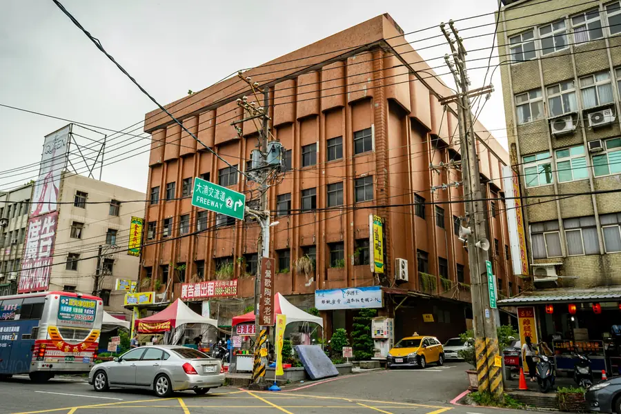 Jinjin Theater